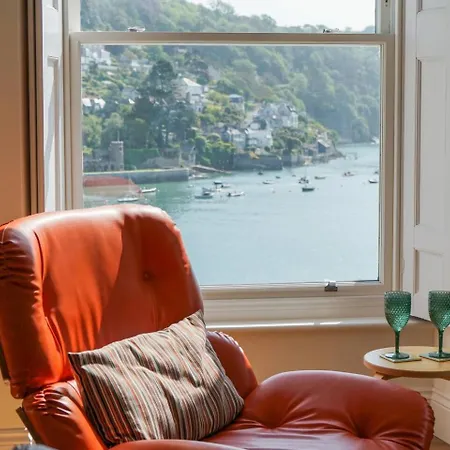 Riverside Apartment With Stunning Views & Patio Kingswear Exterior photo