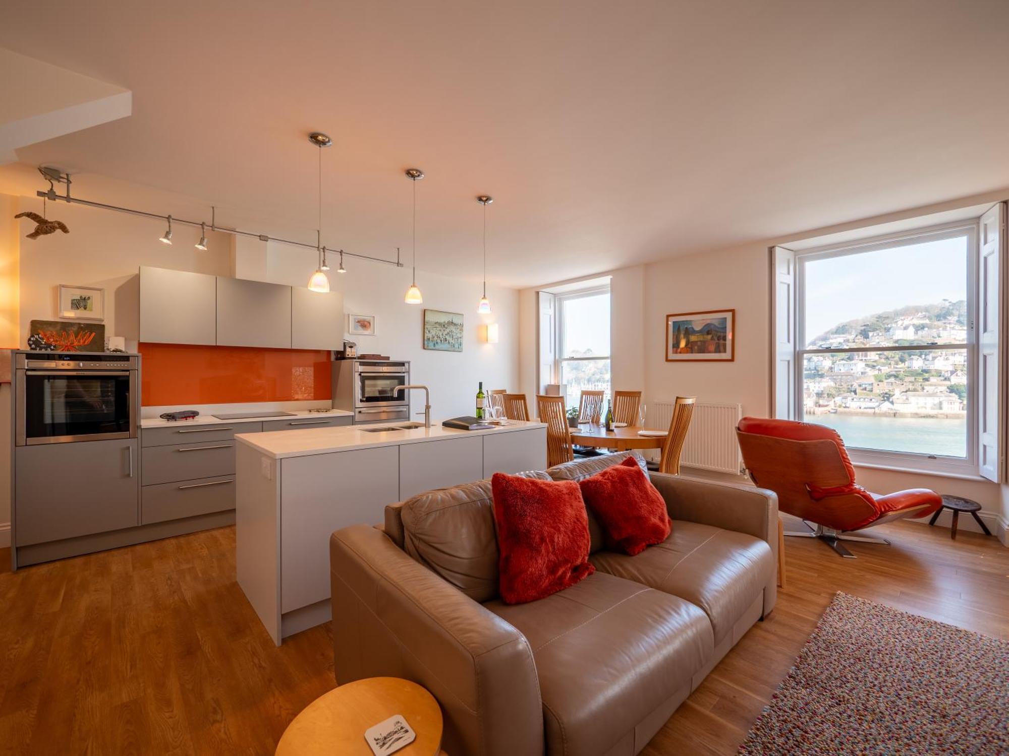 Riverside Apartment With Stunning Views & Patio Apartment